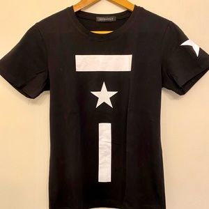 Used Mens black shirt!